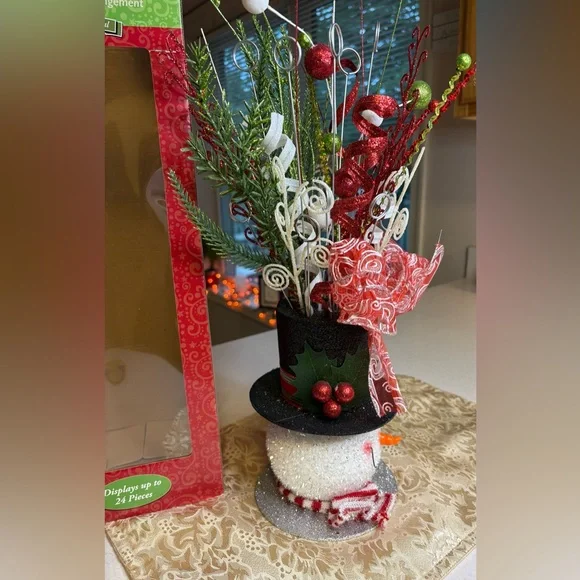 Festive Snowman Holiday Arrangement with Red and Green Accents Card Photo Holder - Picture 2 of 9